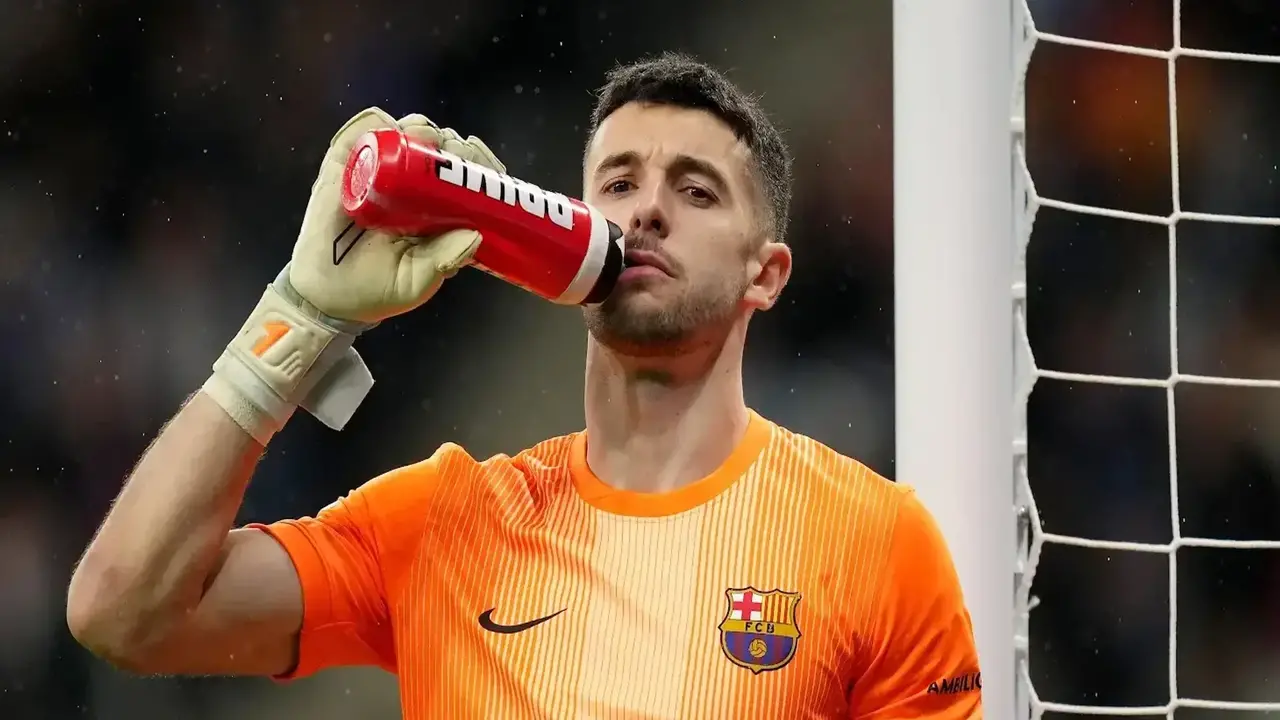 غارسيا يتصدر قائمة حراس المرمى في الدوري الإسباني بأعلى نسبة تصديات دقيقة